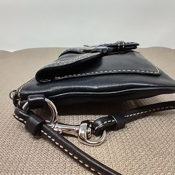 COACH BLACK BUCKLE FRONT WRISTLET - Picture 4 of 12